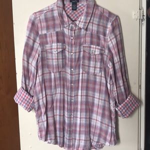 Cute plaid button up shirt